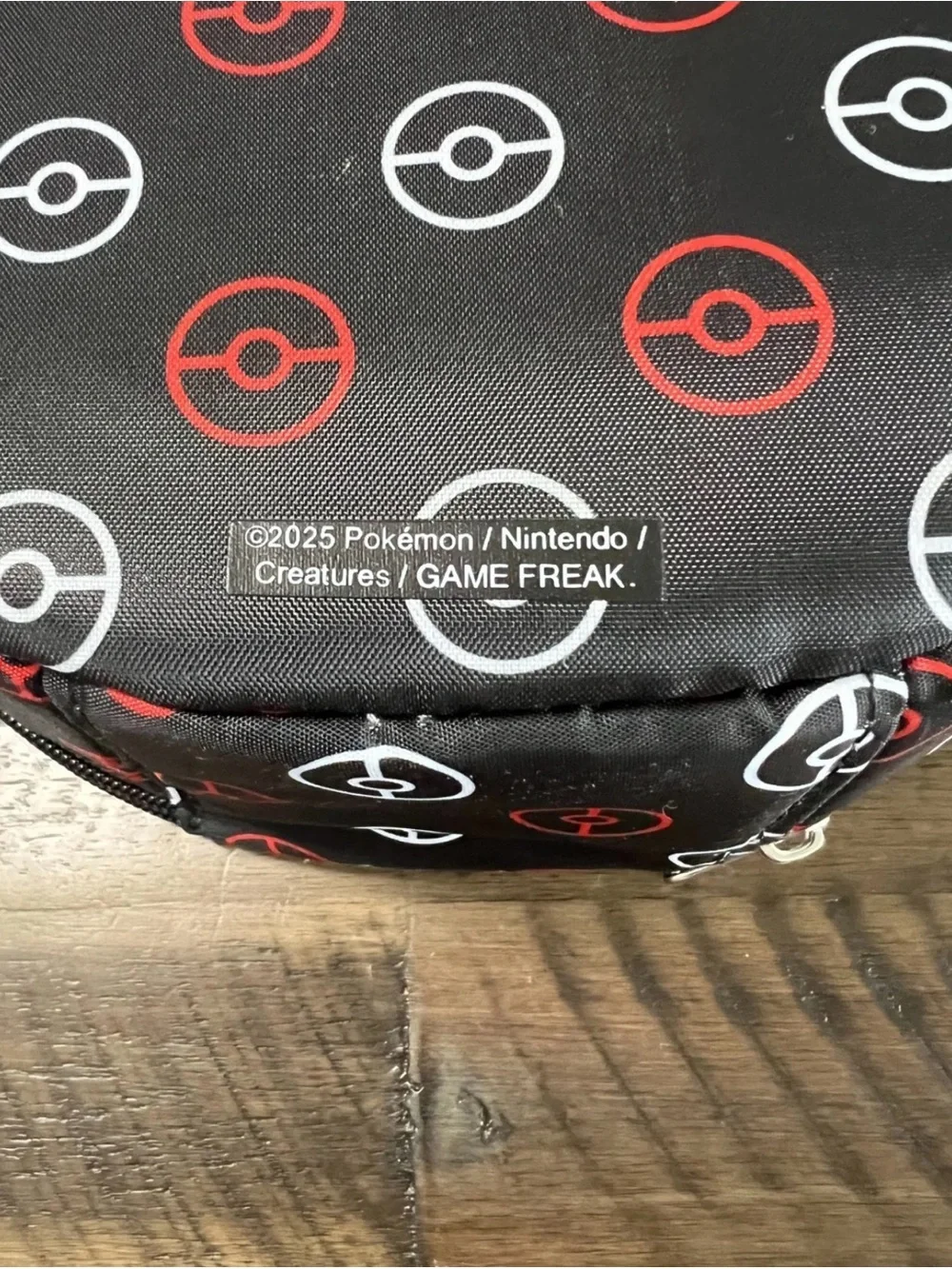 NEW Pokémon Poké Ball Thermos Insulated Lunch Box Red Black